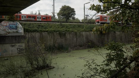 Posttrog am Bahnhof Diebsteich